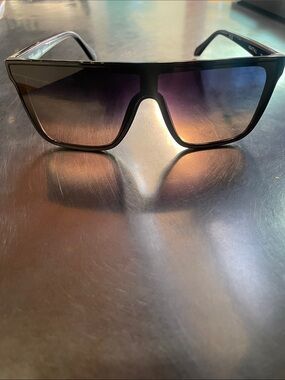 Quay Australia Black Shield Sunglasses with Gradient Lenses